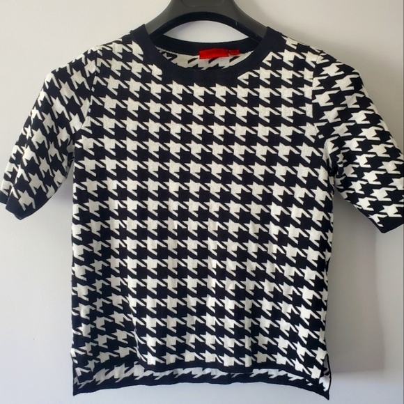 Hugo Boss Tops - HUGO BOSS houndstooth short sleeve knitted top